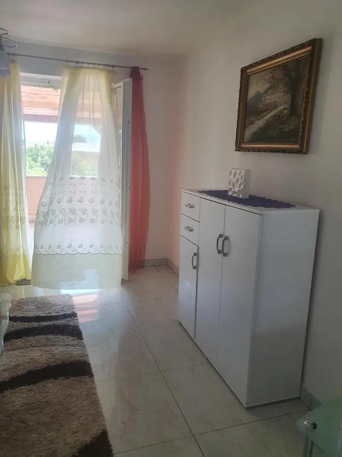 Apartment Nevenka Malinska